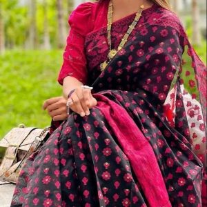 জামদানি শাড়ী